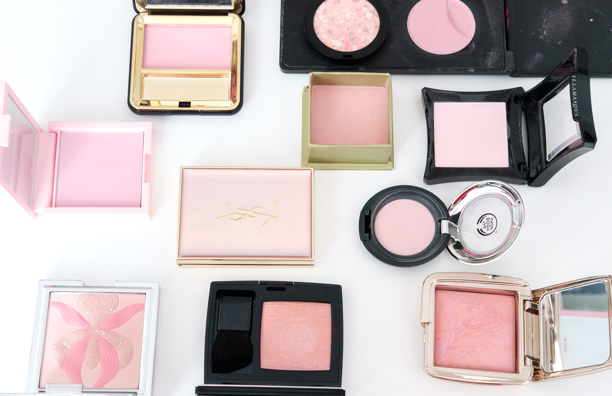 Top 5 Best Light Pink Blushes (2022) Just head over, heels