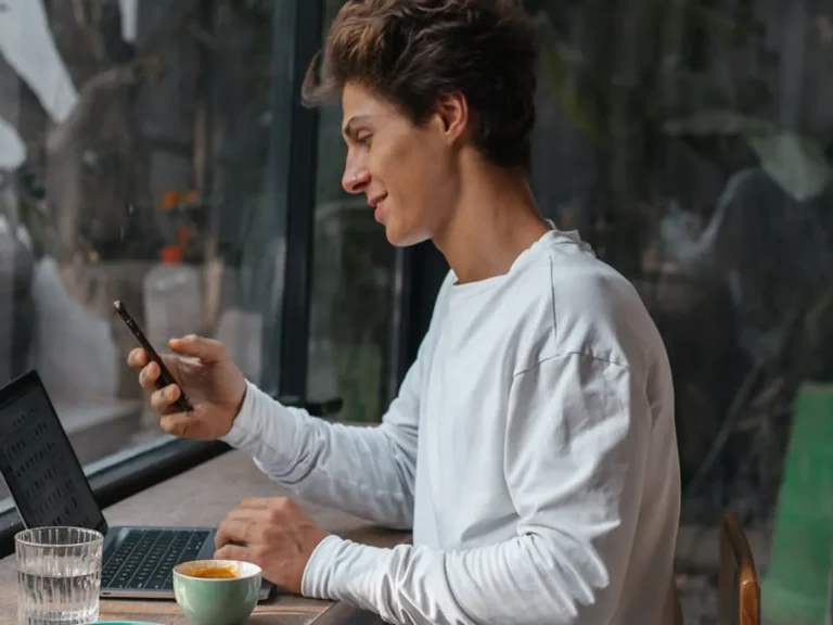 Viberate Explained: Lifestyle Search Intent, Trends, and Alternatives