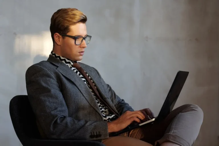 Why style readers May Find an Article About newsfaire.com Useful